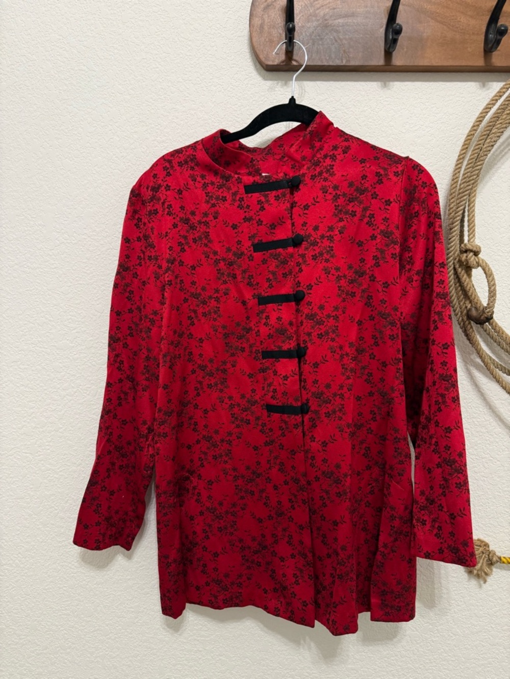Red Floral Mandarin Collar Button-Up Top